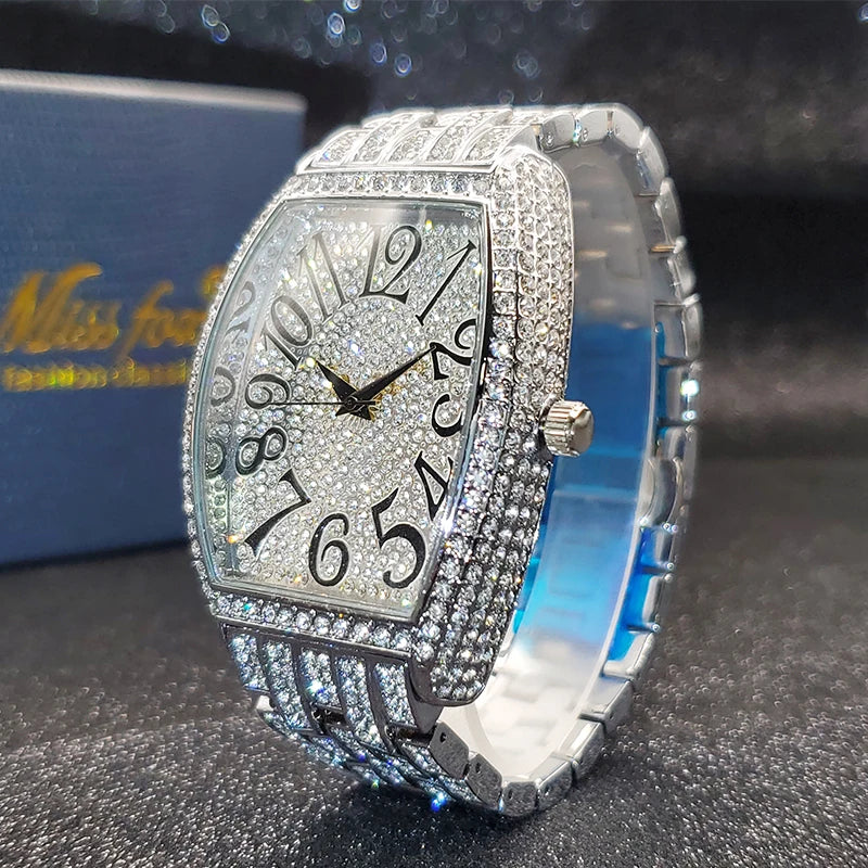 Bold Gold Tonneau Watch™