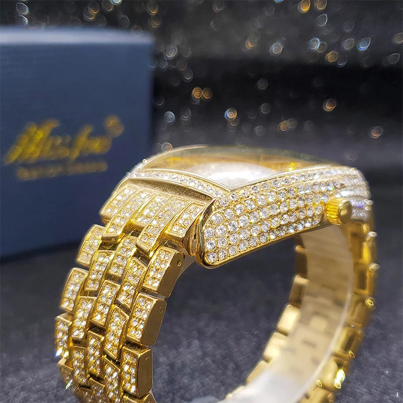 Bold Gold Tonneau Watch™